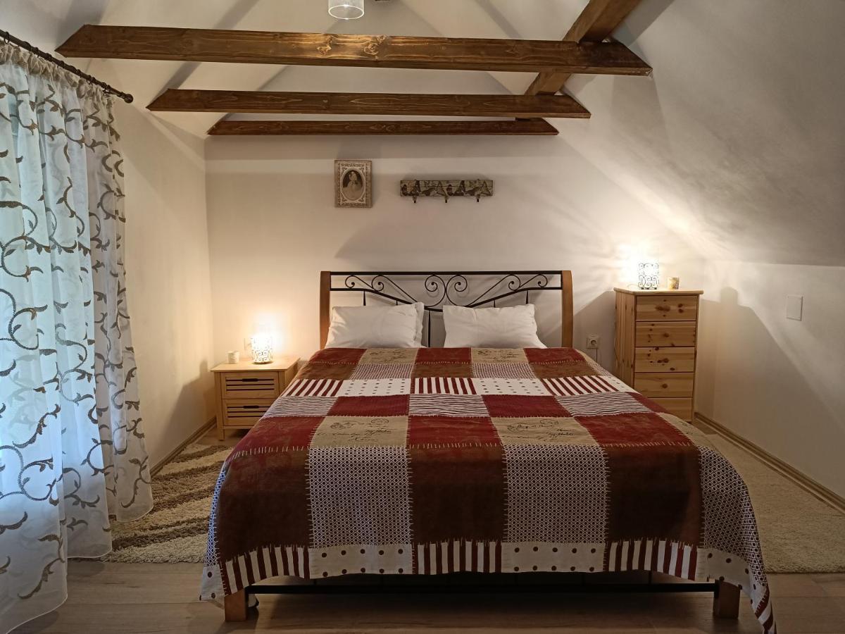 Hotel Vila Chic M Moieciu de Jos Habitación foto